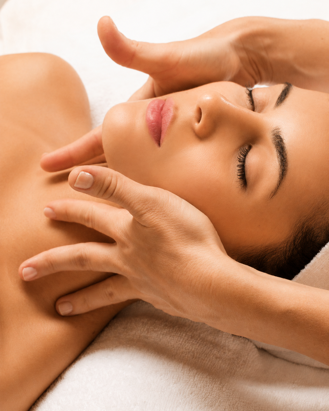 Existing MIMIQ photo stock image showing jawline and neck sculpting massage